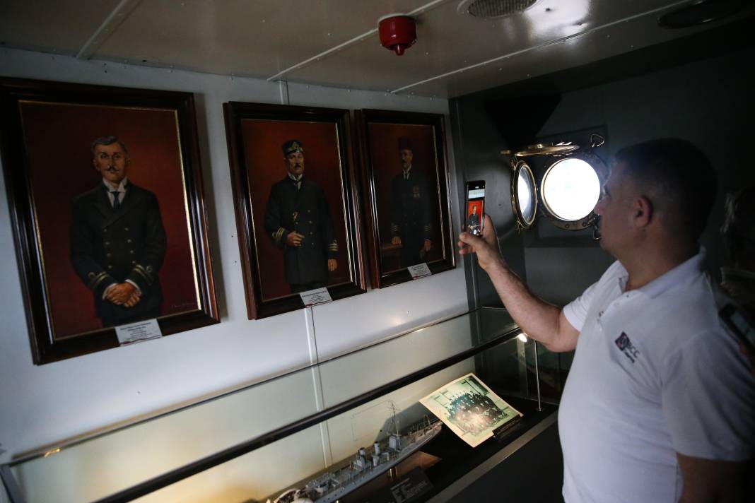 TCG Nusret Müze Gemisi Mersin'de 31